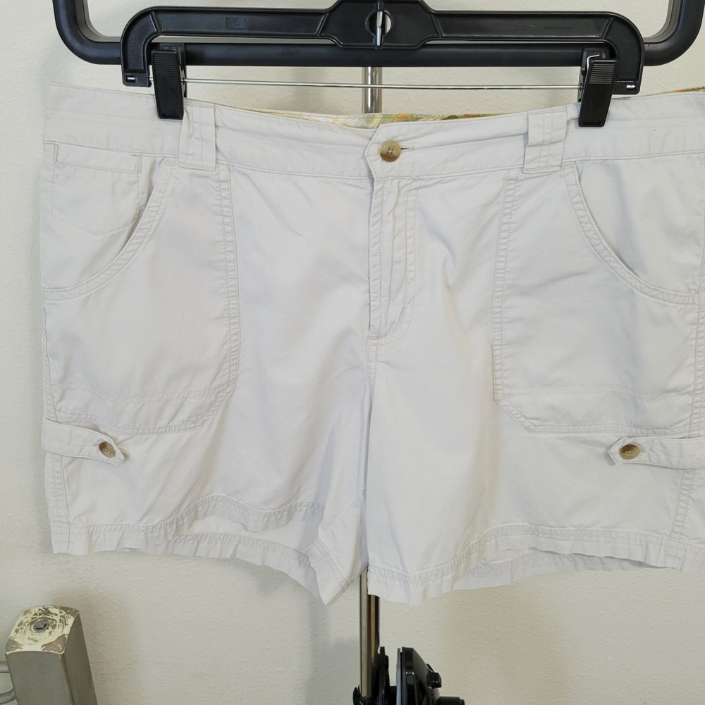 Columbia Shorts Womens 16 Tan High Rise Chino Pockets Cotton Hiking Outdoors Y2K